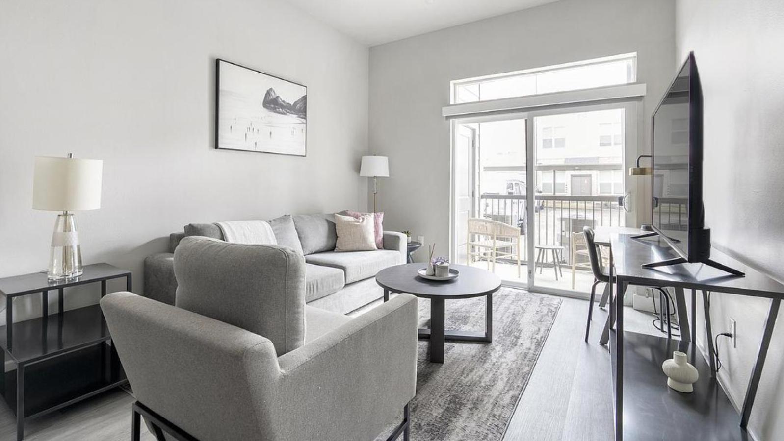 Landing Modern Apartment With Amazing Amenities Austin Exterior photo